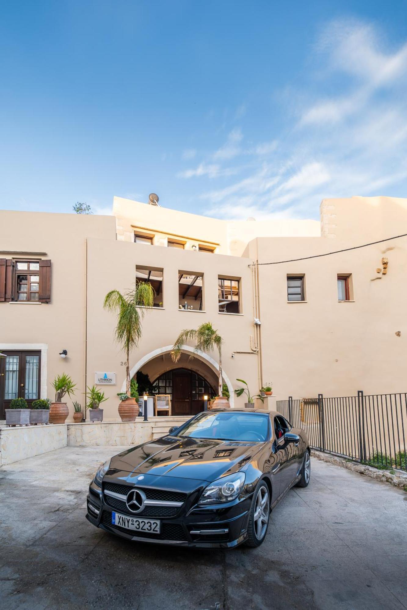 Lithinon Luxury Suites Ханья Экстерьер фото